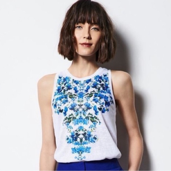 Milly Tops - MILLY for DesignNation Graphic Blue Floral Tank Top - Sz XS